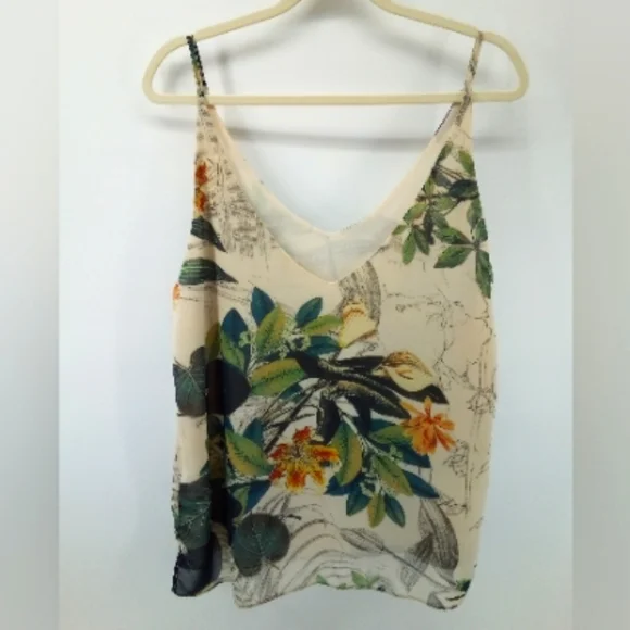 Hazel Vegan 100% Polyester Neutral Floral Leaf Romantic Top Tan L - Picture 3 of 7